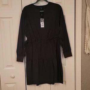 Rails light weight vlack dress, new with tags size med